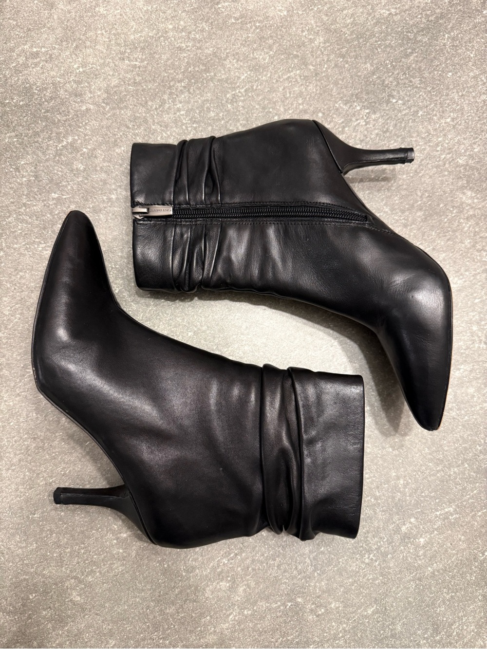 EUC Women’s Vince Camuto Bella Vita Danielle Black Leather Boot Size 8
